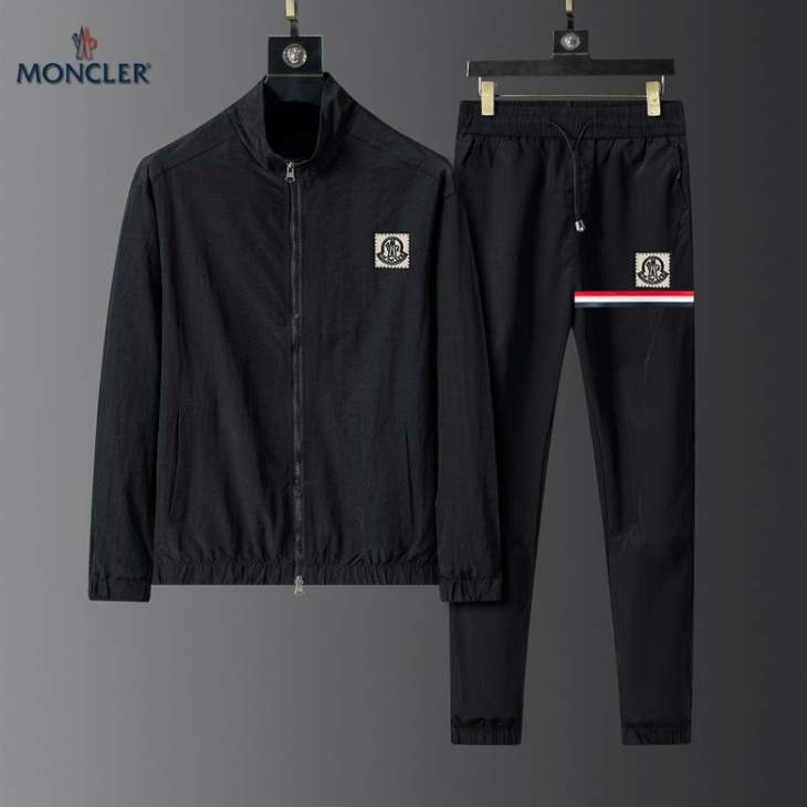 Picture of Moncler Sweater Suits _SKUMonclerM-3XL12yn24341300